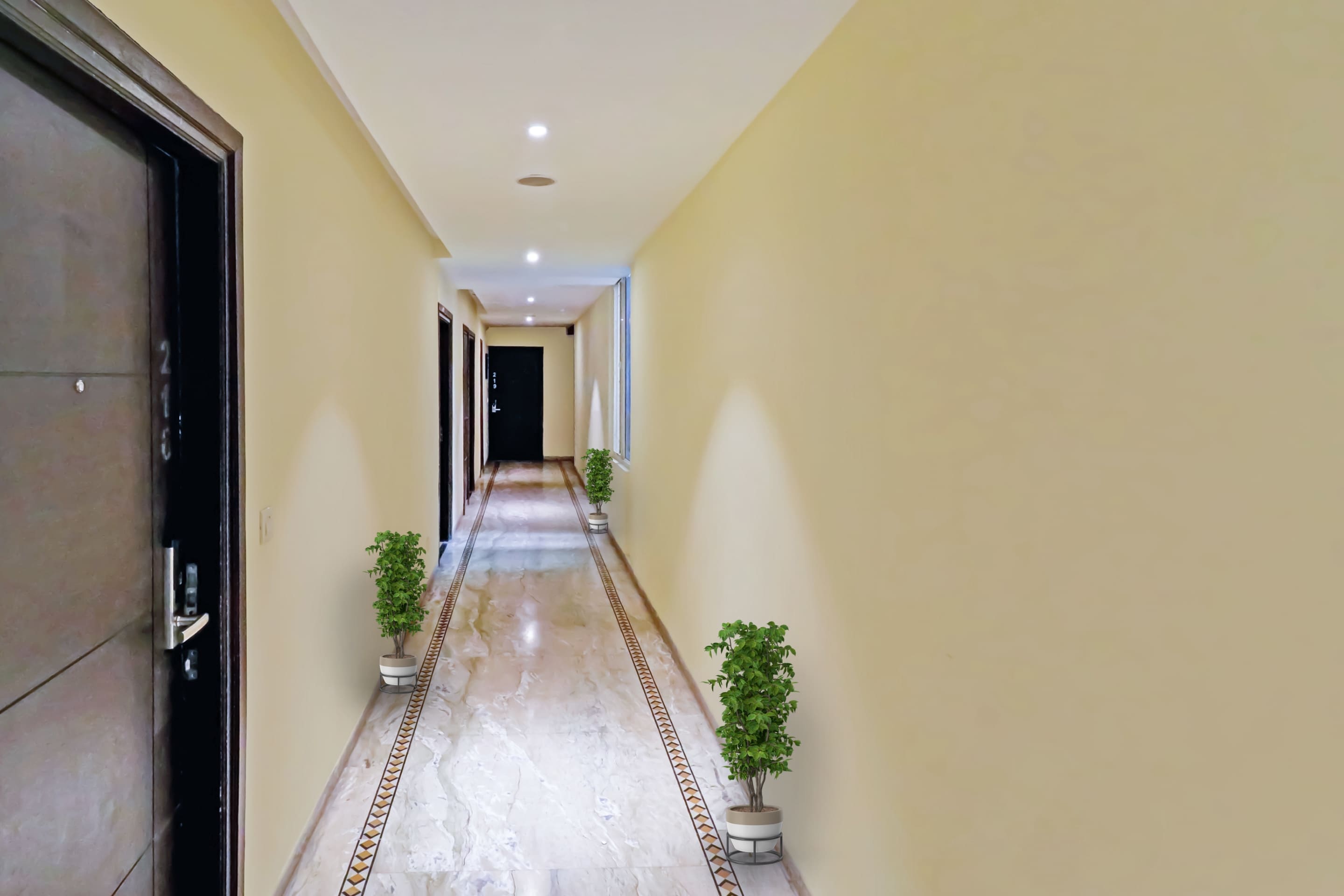 OYO 90654 Hotel Grand Luxury, New Delhi 3
