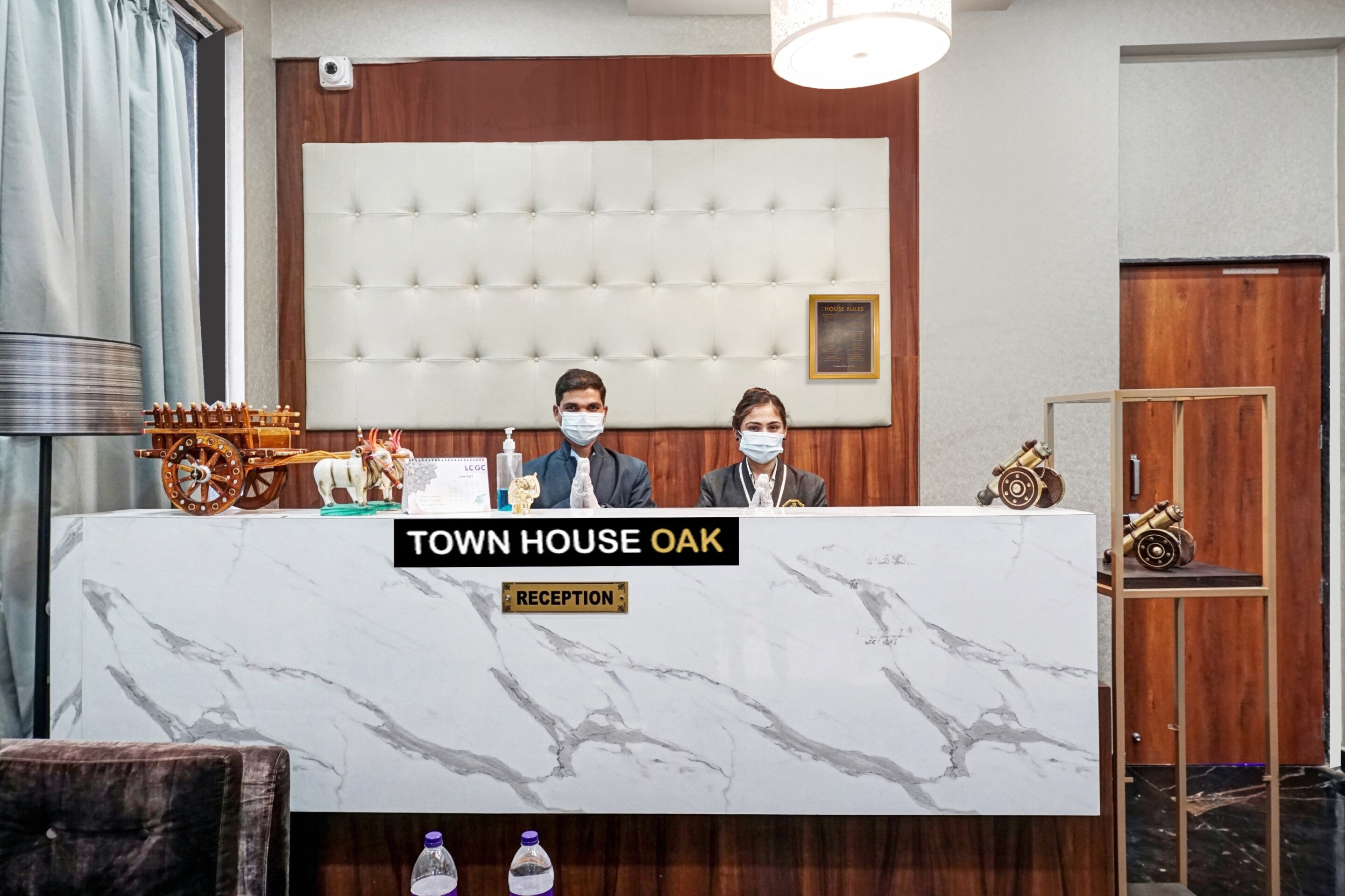 Townhouse OAK Hotel Rajmudra, Pune 5