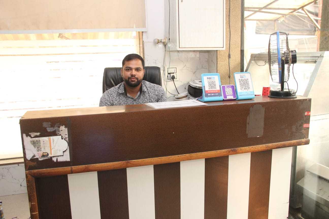 OYO 91194 Food Plaza, Zirakpur 5