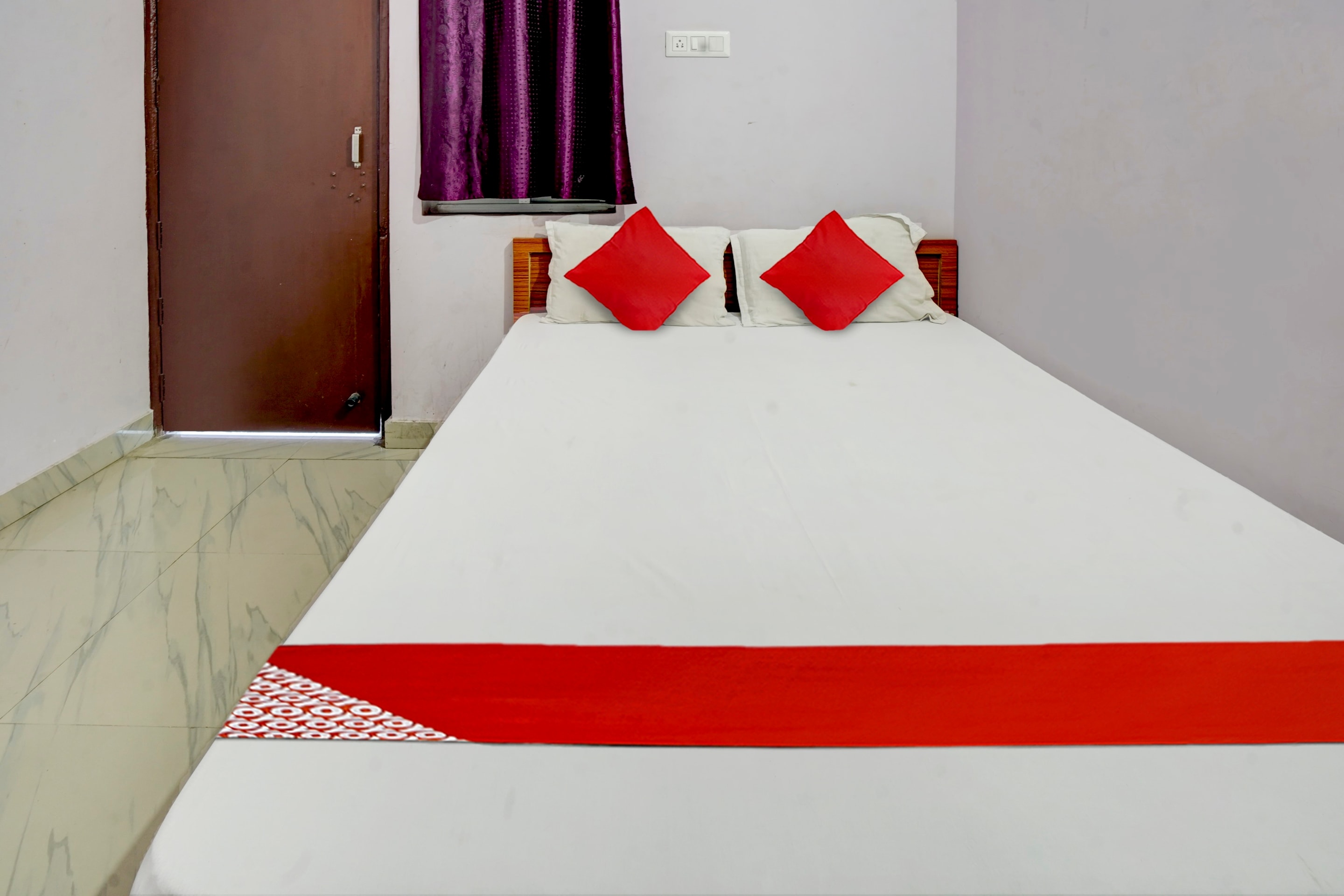 OYO HOME 91438 Hotel Happy Inn, Patna 4