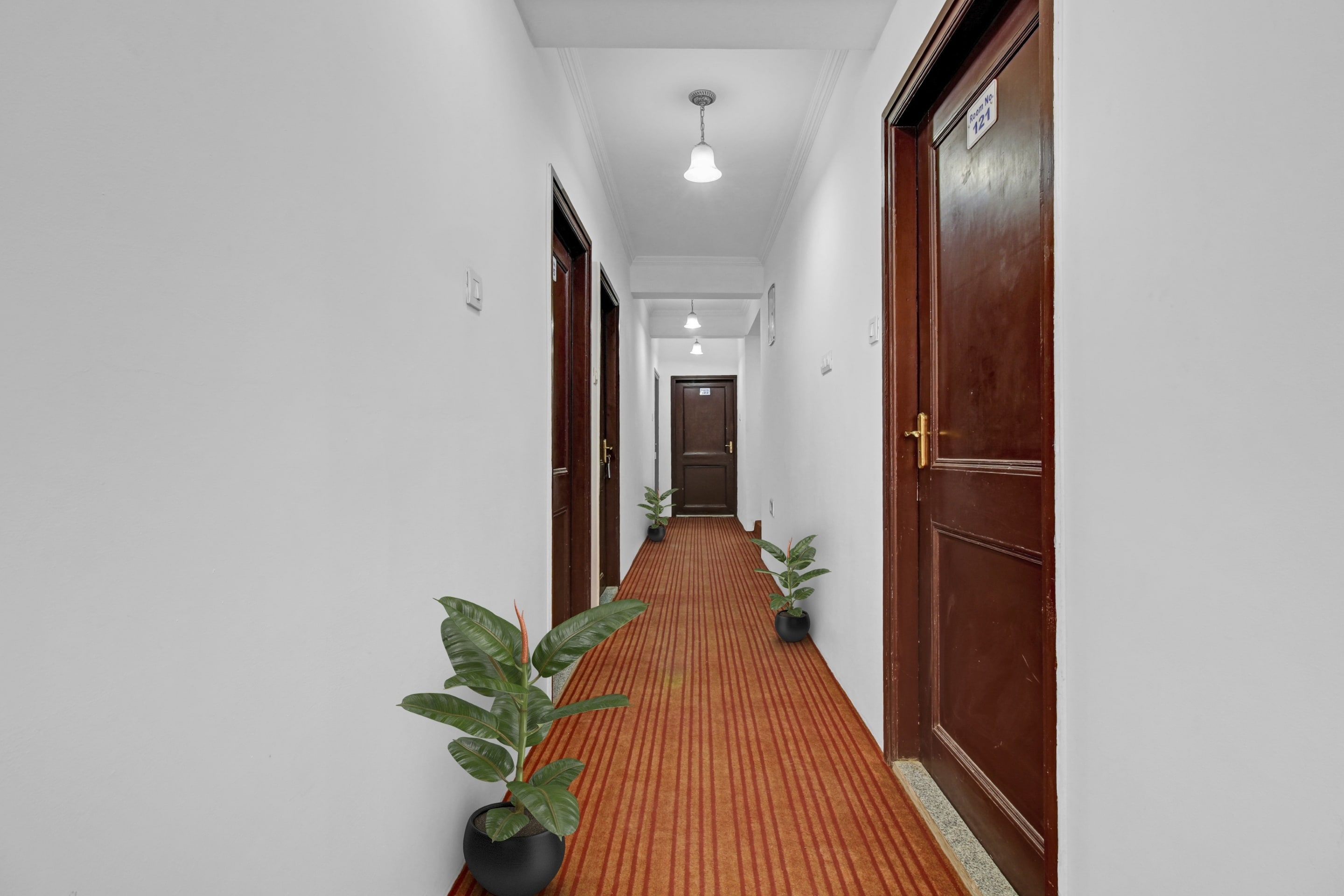 OYO 91238 Hotel Matamal And Cafe, Srinagar 2