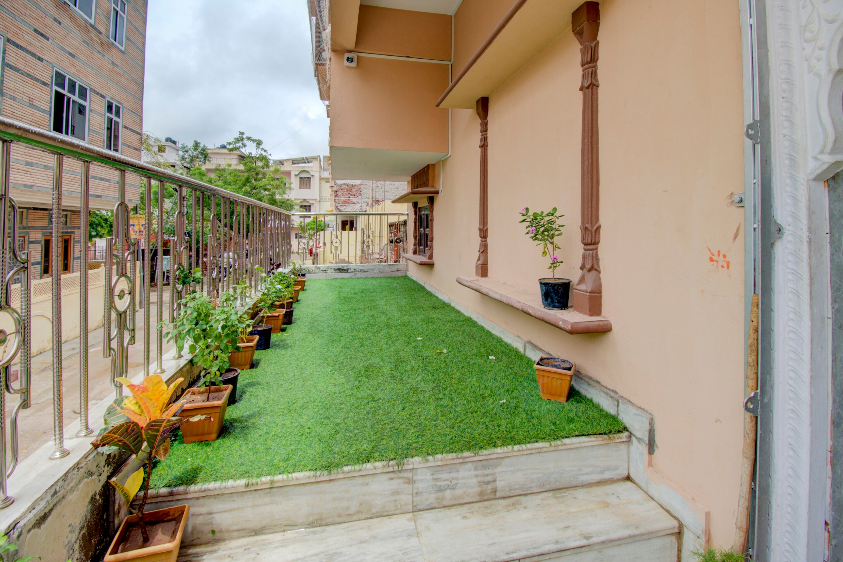 OYO Flagship 92299 Hotel J.n.d, Jaipur 4