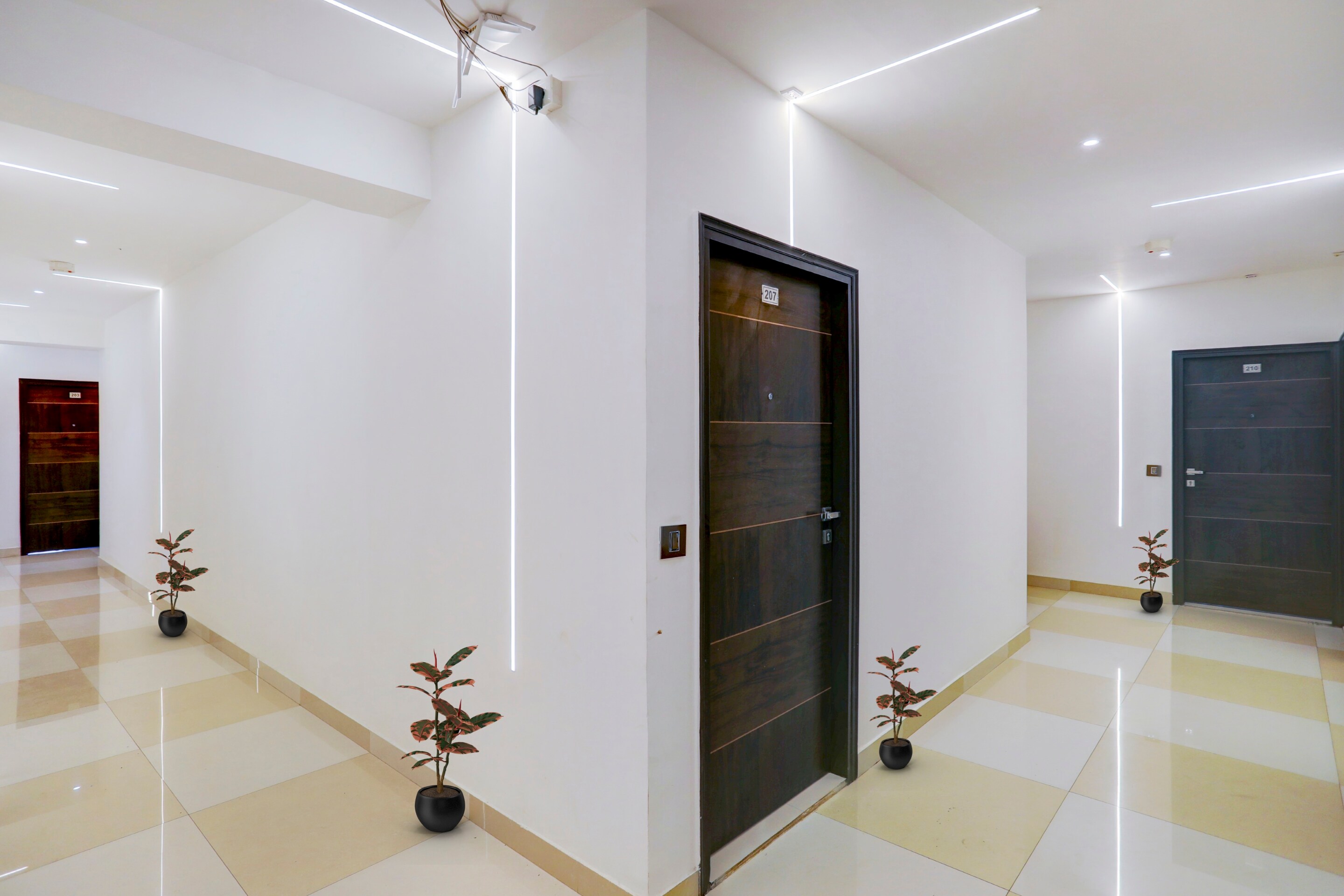 Townhouse 1089 Hotel 19 West, New Delhi 4