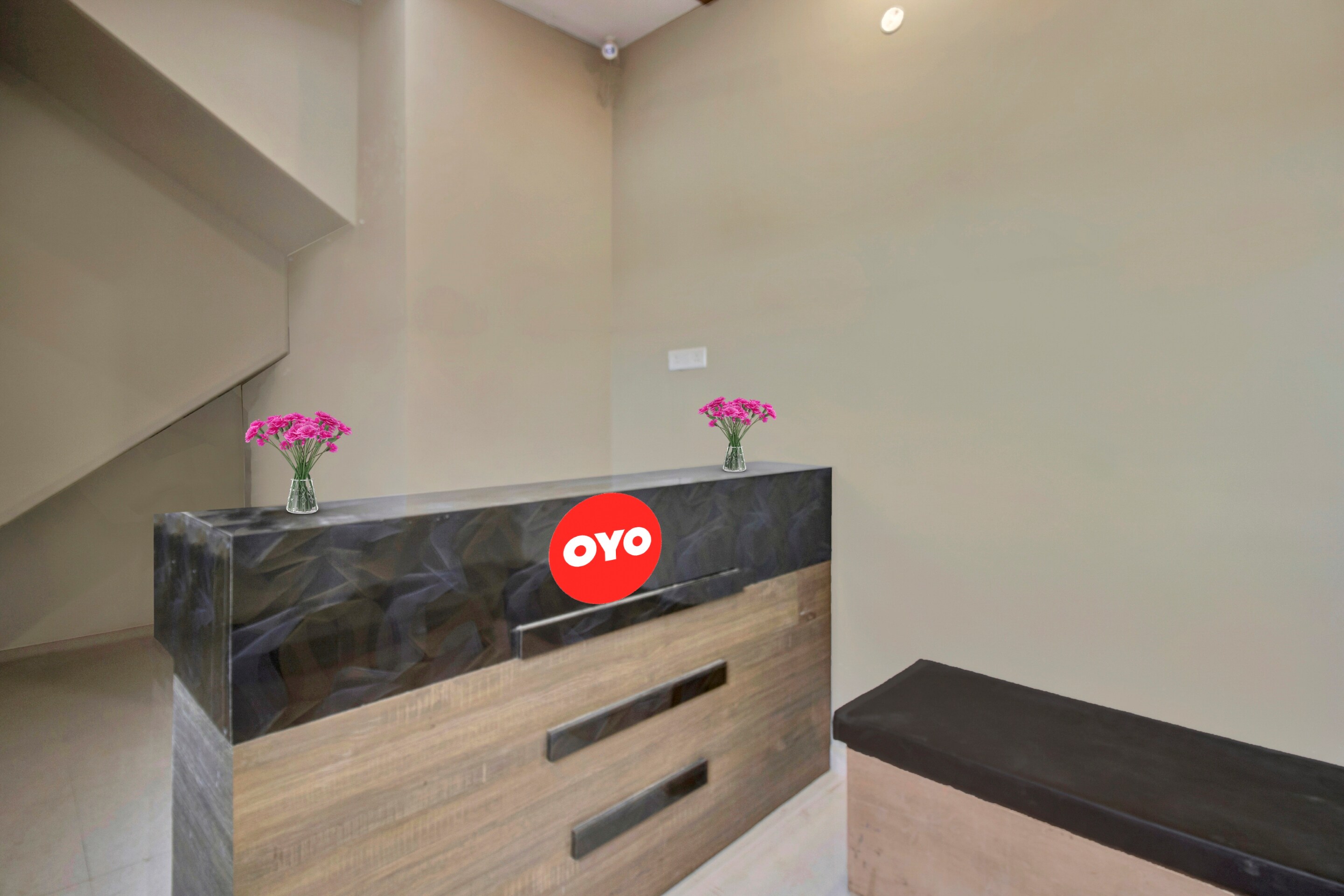 OYO Flagship 90881 R K Guest House, Nagpur 3