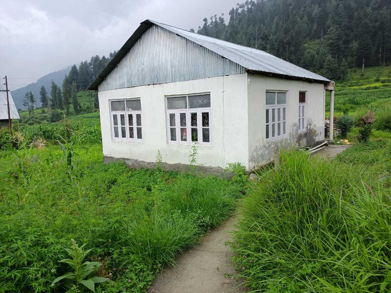 OYO HOME 92225 Sarwat Homestay, Doda 3