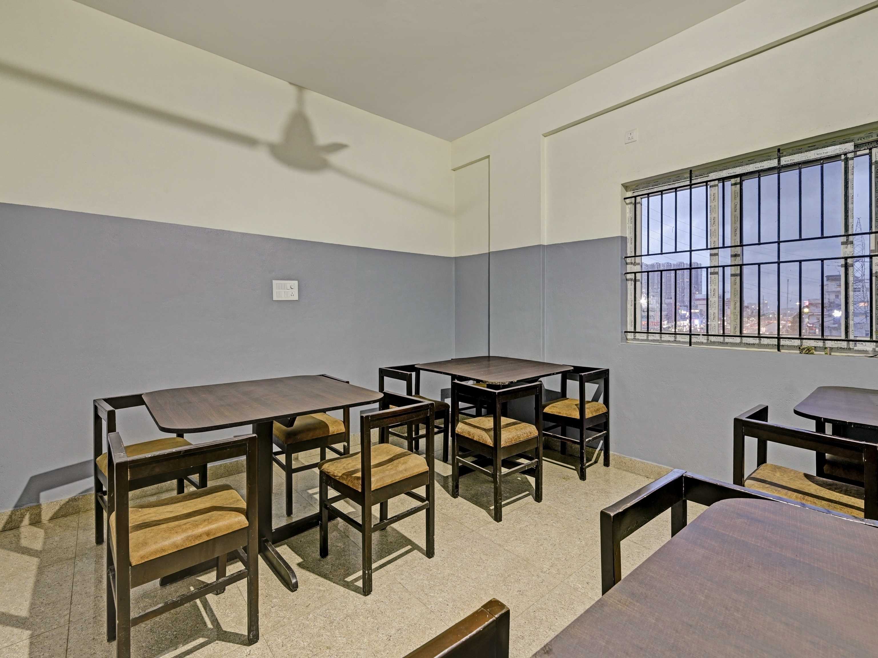 Collection O Sri Sapthagiri Near Phoenix Marketcity, Bangalore 3