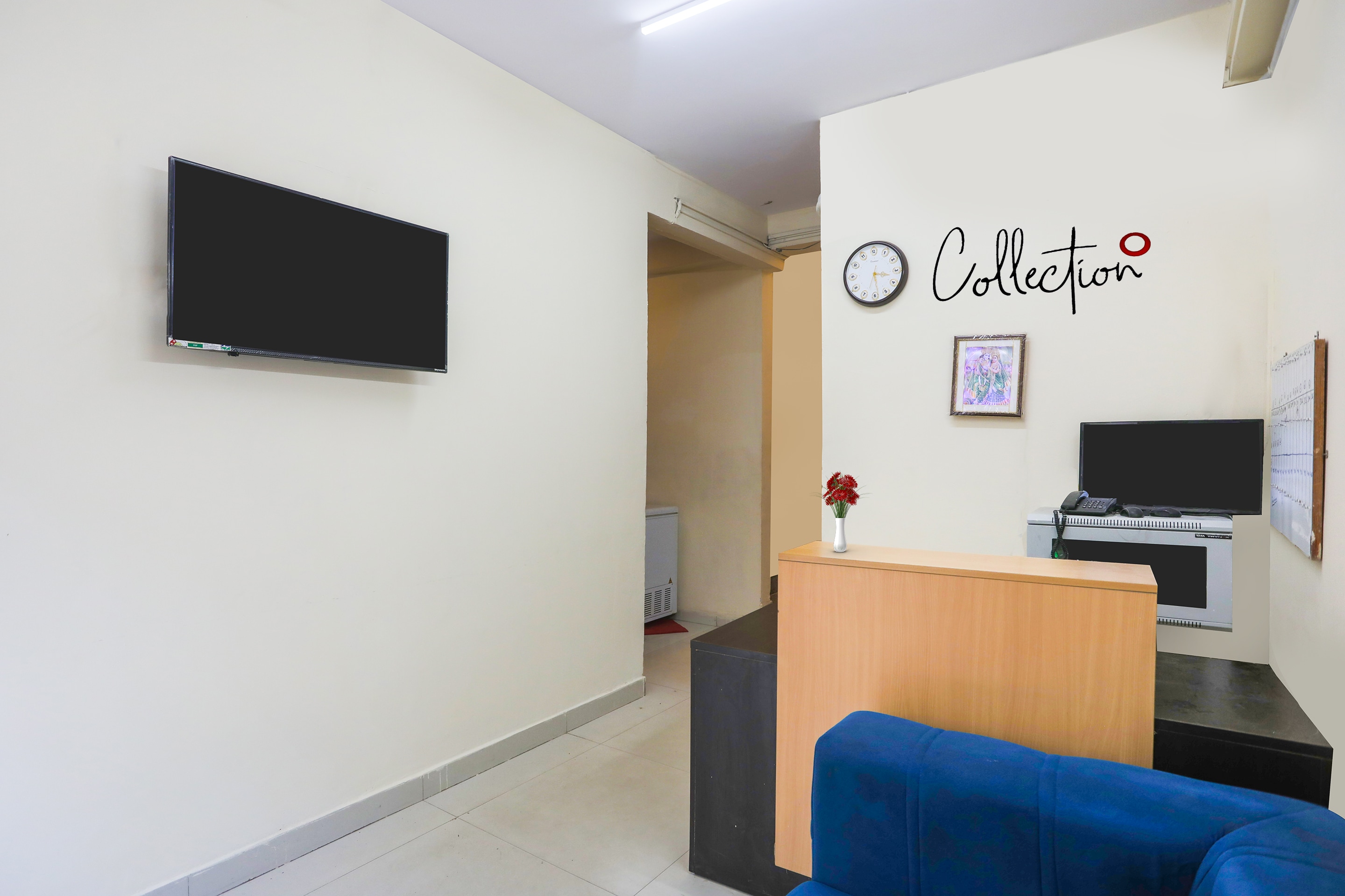 OYO 91580 The Chill Palace, New Delhi 5