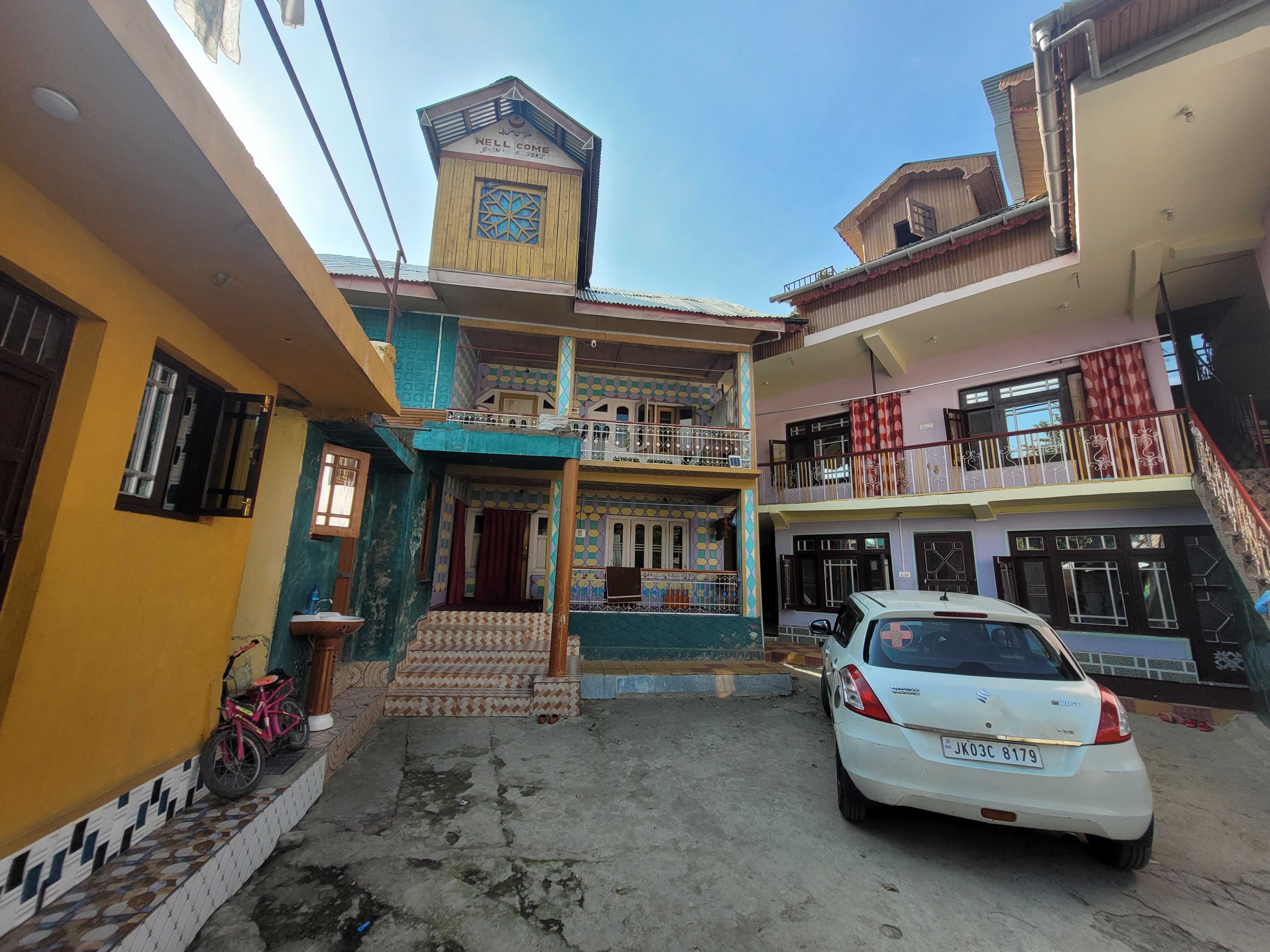 OYO HOME 92769 Haseena Homestay, Pahalgam 5