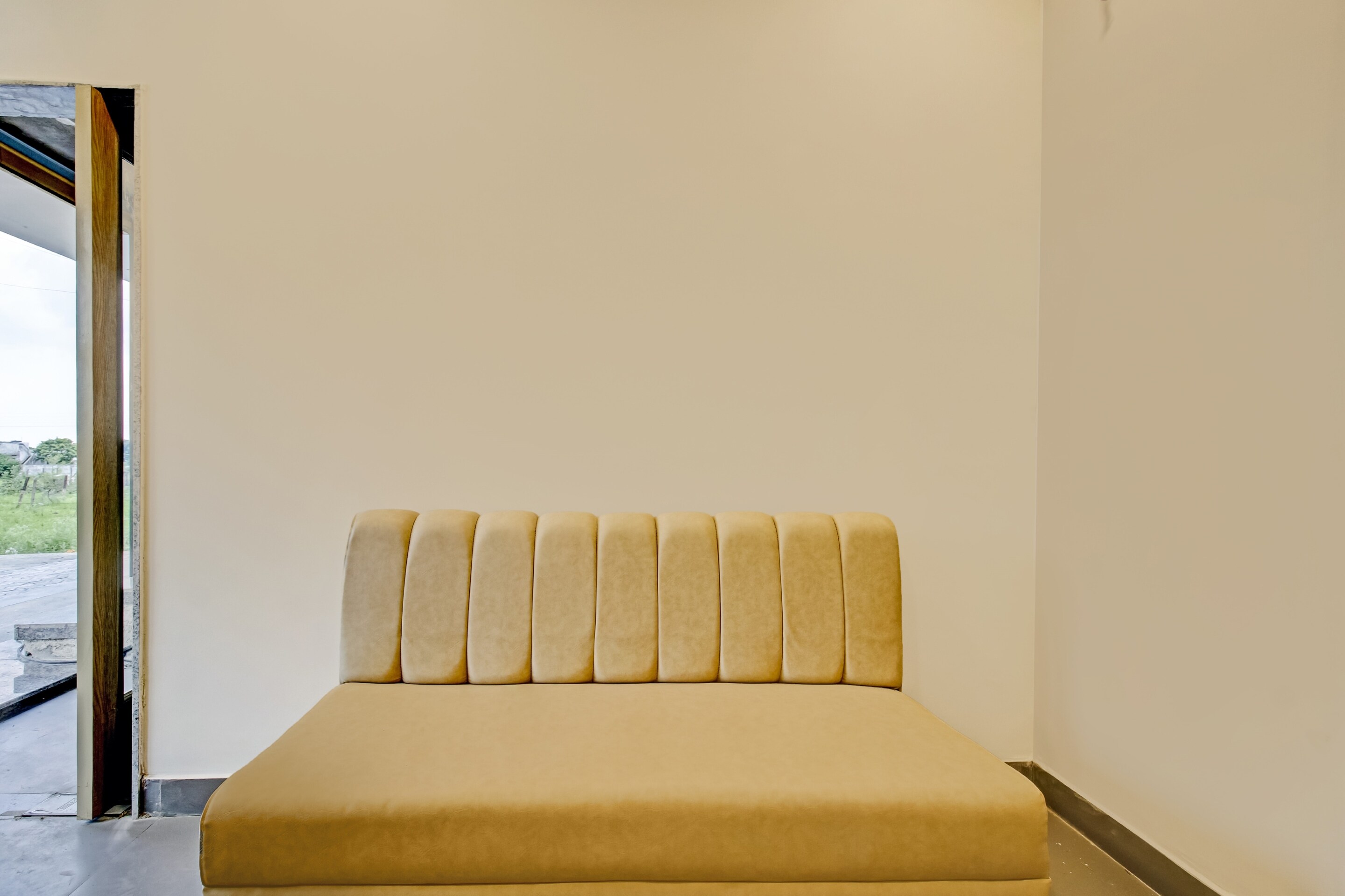 Townhouse 1091 Hotel Convivial Ark, Bhopal 2