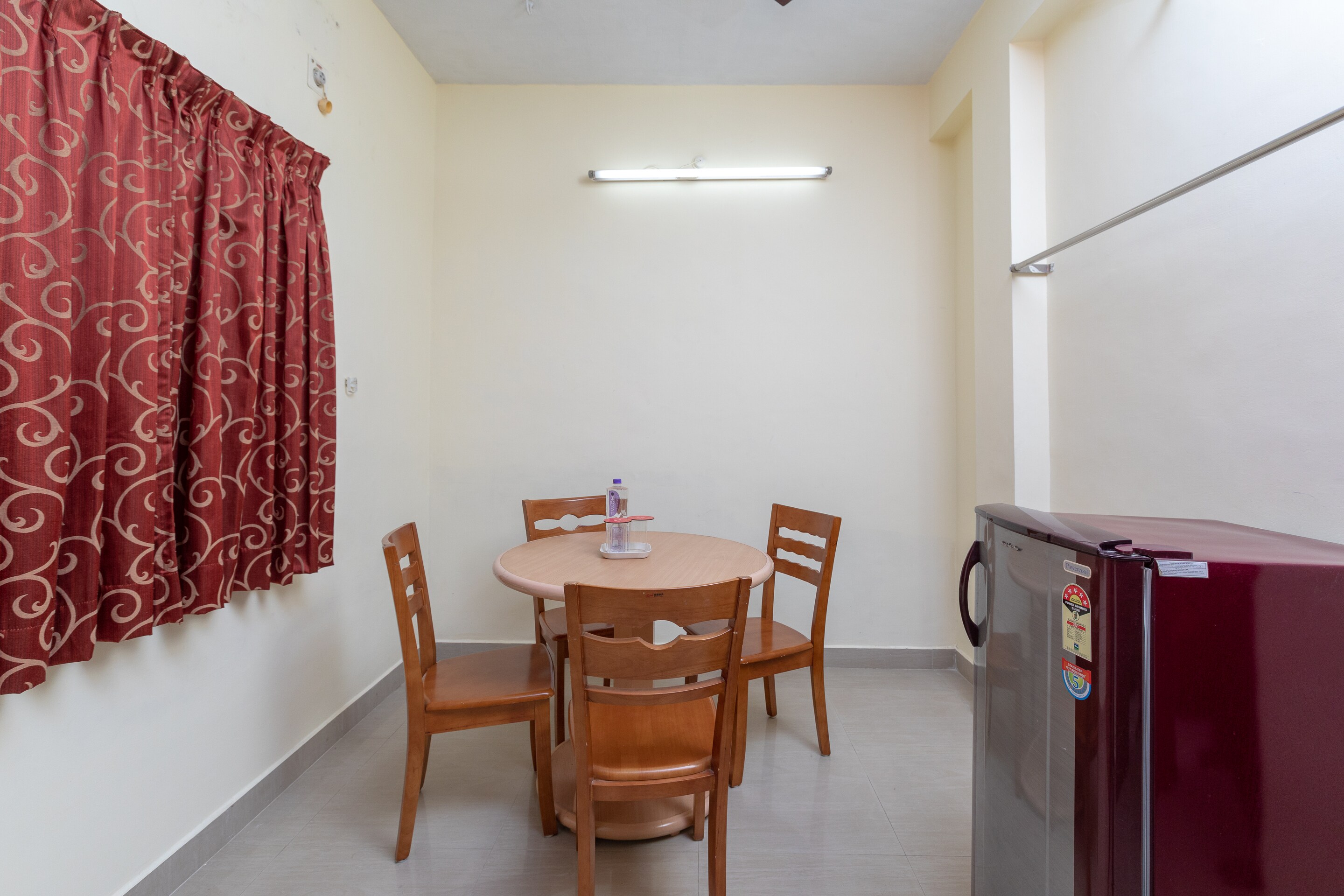 OYO Flagship 92574 Vasantham Guest House, Chennai 5