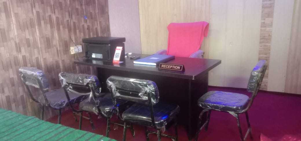 OYO 92428 New Green Hotel, Meerut 3