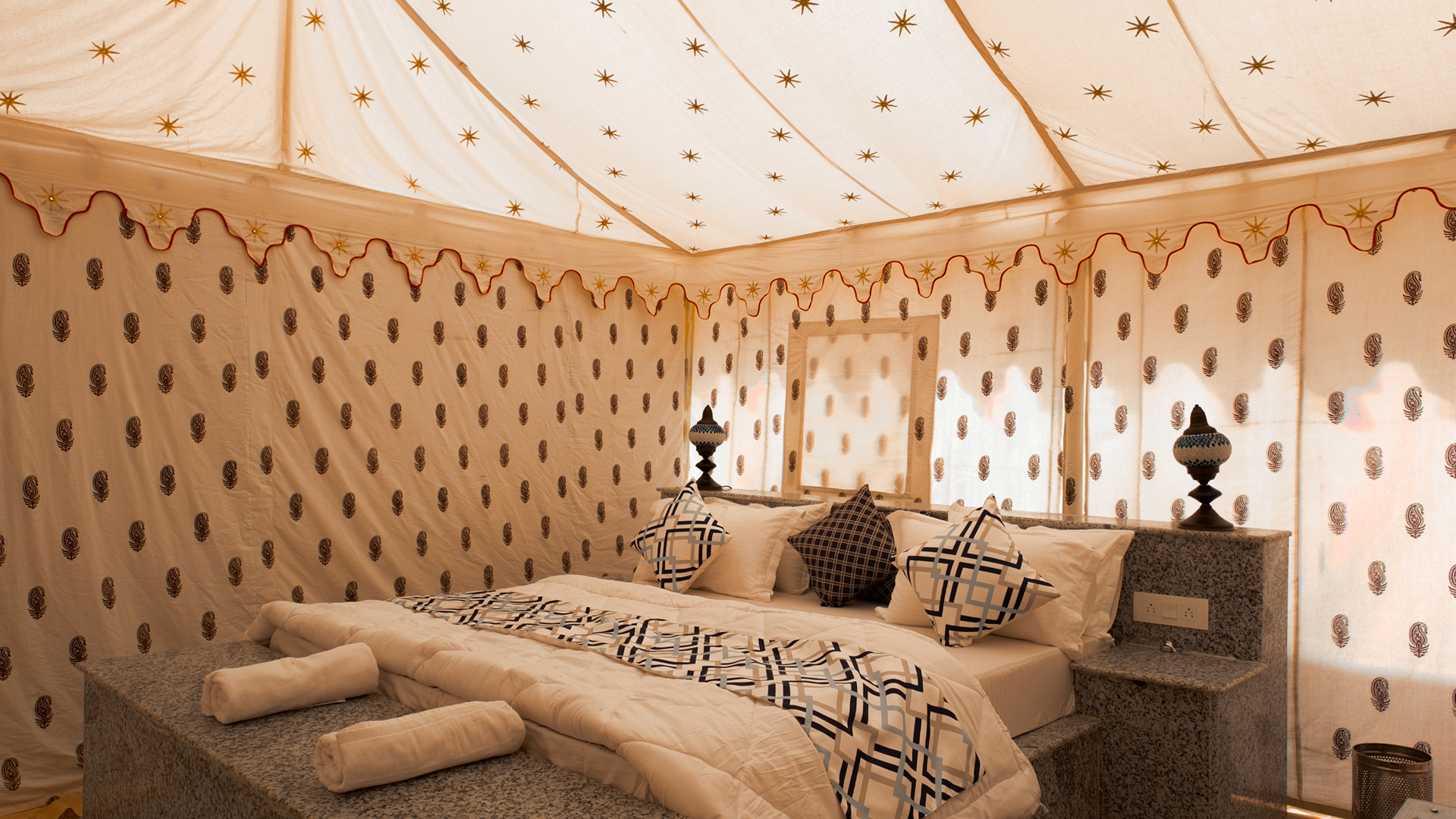 Khammaghani Swiss Tent 