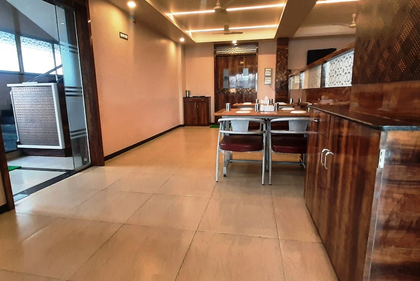 Hotel Suruchi, Gwalior 2