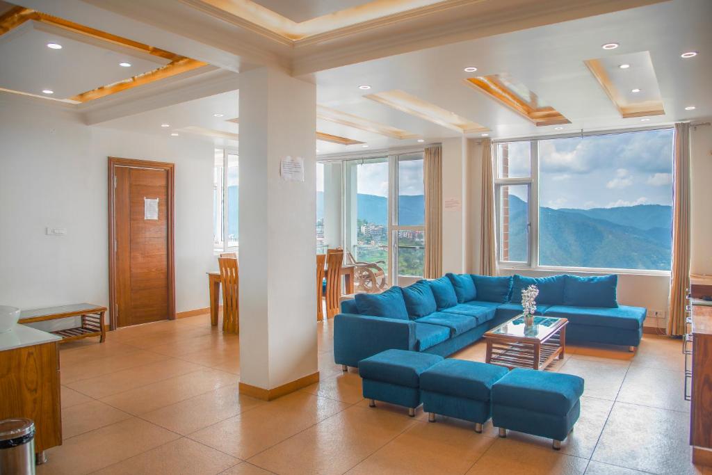 The White Haven Homestay I Rooms & Kitchen, Shimla 4