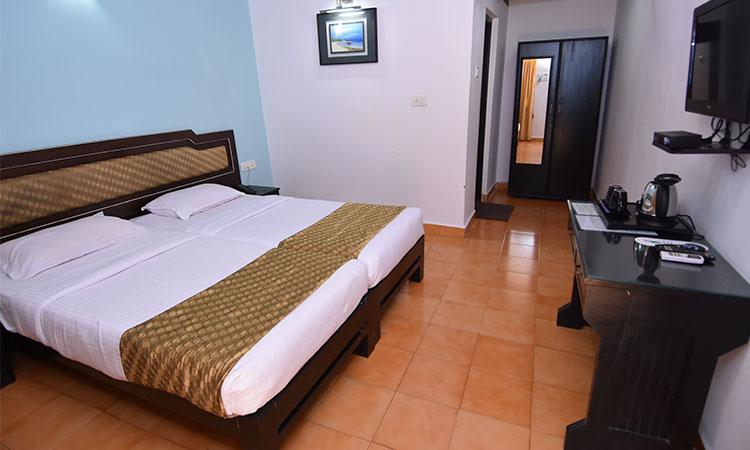 Silver Sands Holiday Village