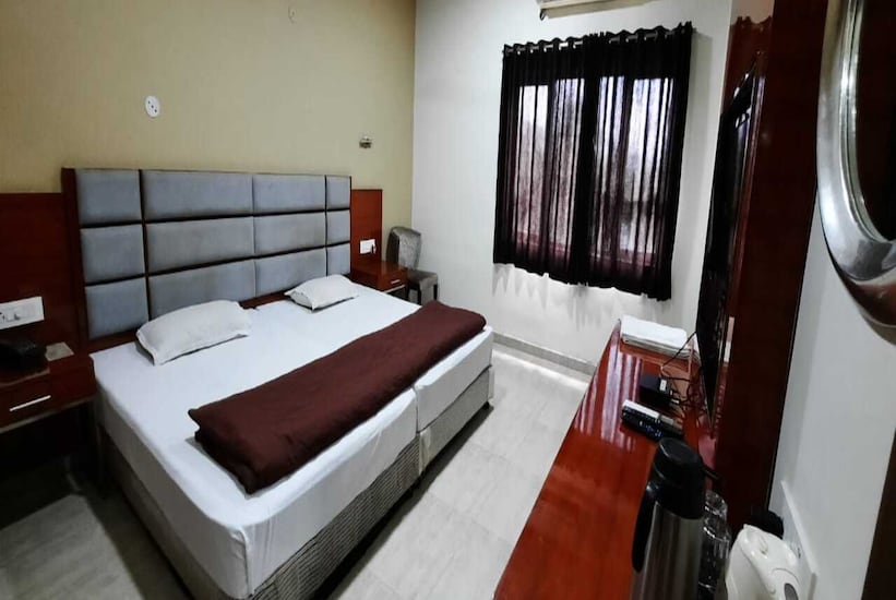 VIP'S CLUB, Raipur 4