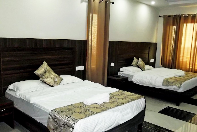 Hotel Flyers Paradise, Bir 2