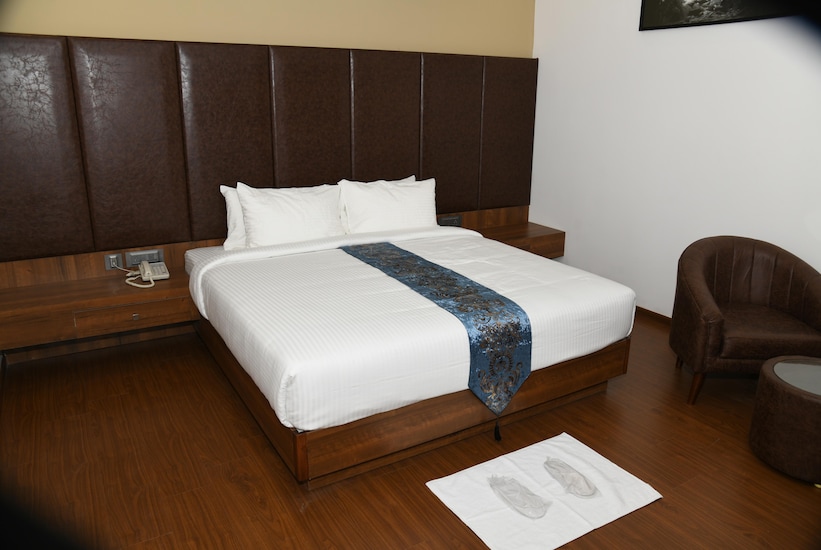 J P Airport Hotel, Kannur 5