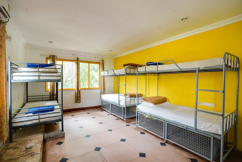 6 Bed AC Female Dorm
