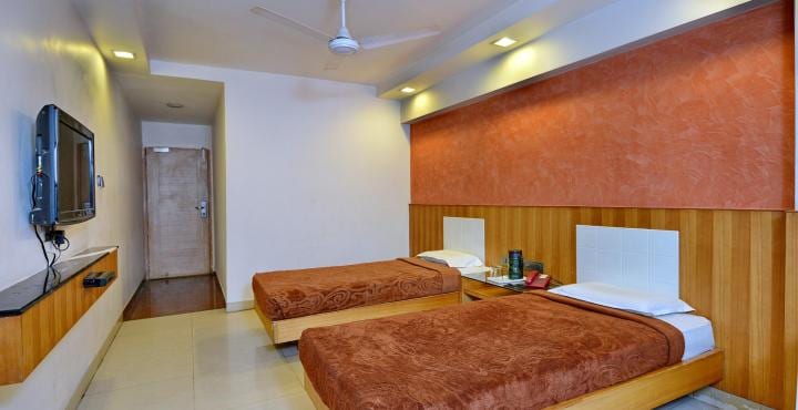 Hotel Shelter, Gwalior 2