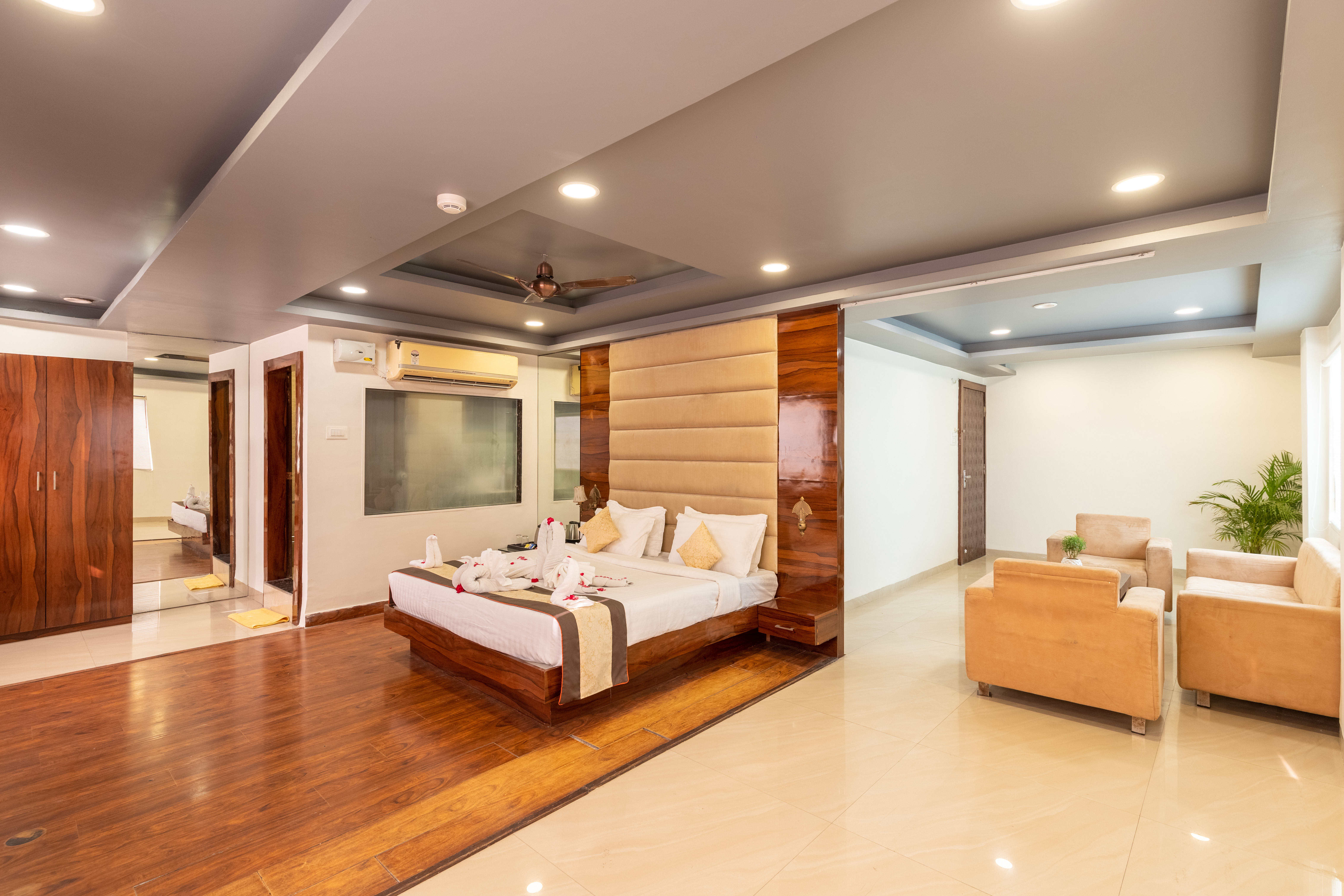 Hotel Silvotel, Bhopal 3