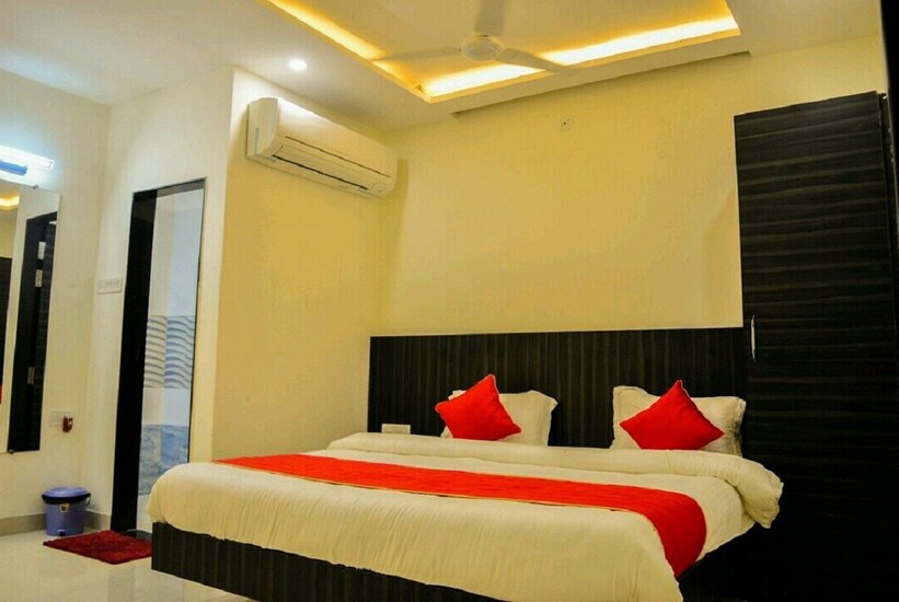 HOTEL CRYSTAL INN, Ujjain 2