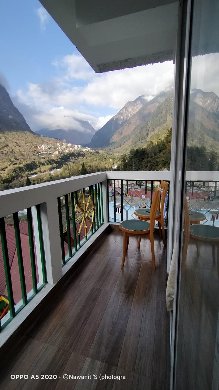 Rufina Lachung's Pride and SPA, Lachung 5