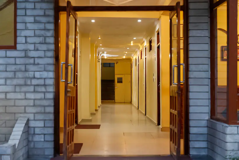 Neha Palace, Manali