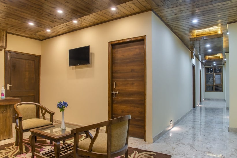 Crossroads Bed & Breakfast (Near Mall Road), Shimla 3