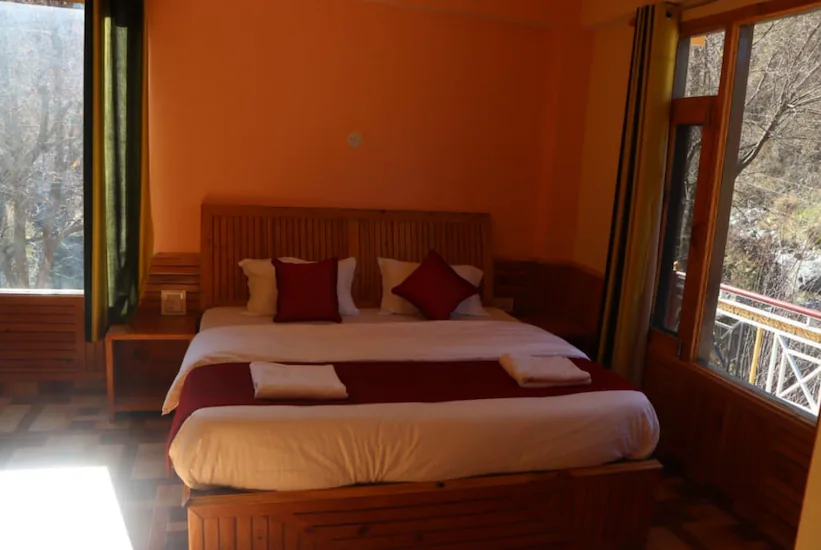 Freshwater Retreat, Jibhi 4