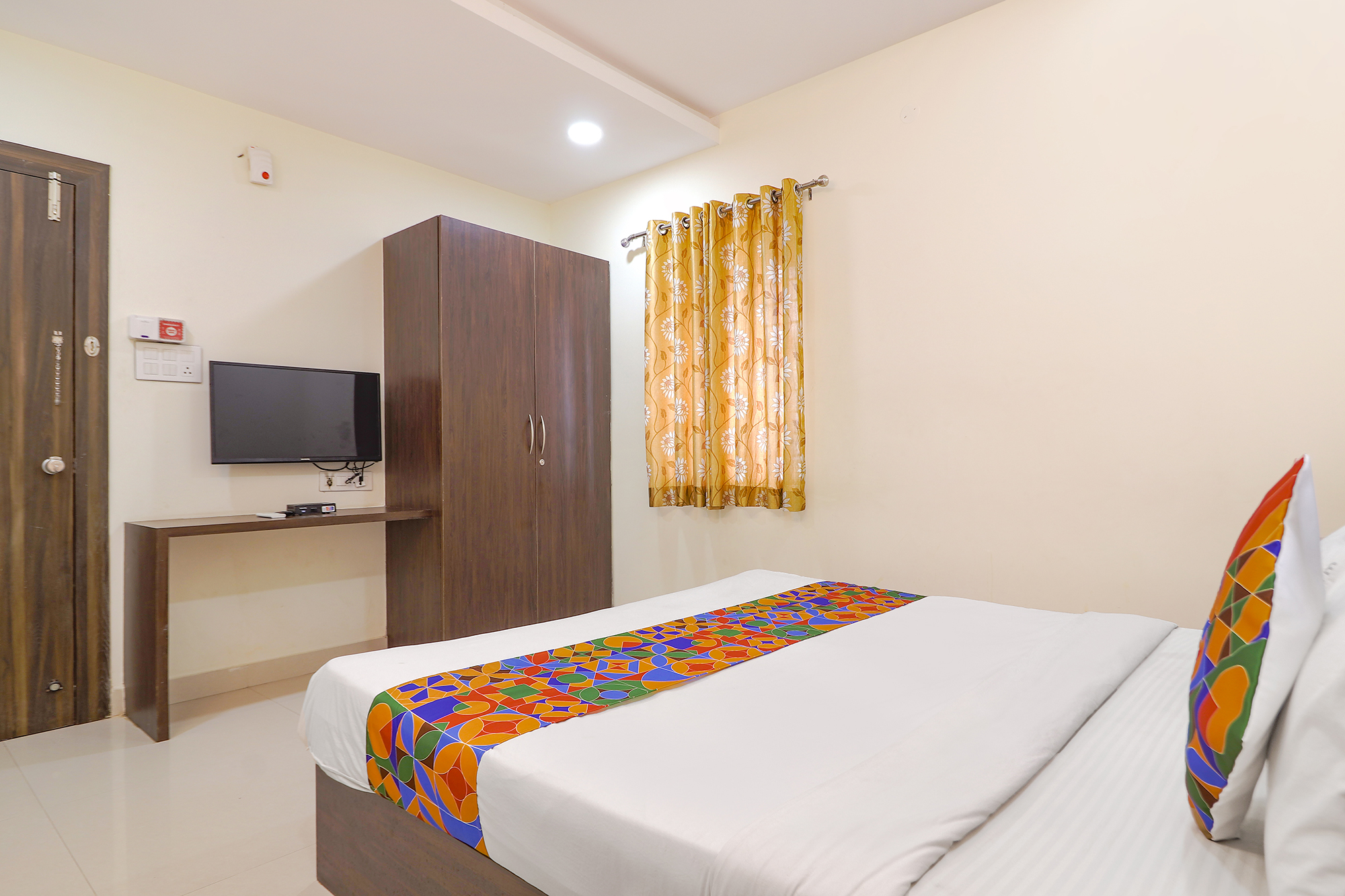 FabHotel Srisai Hill View, Hyderabad 4