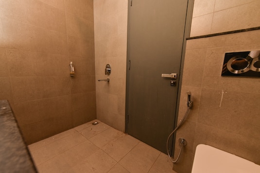 925 Stays 003 Gagan Vihar, New Delhi 5