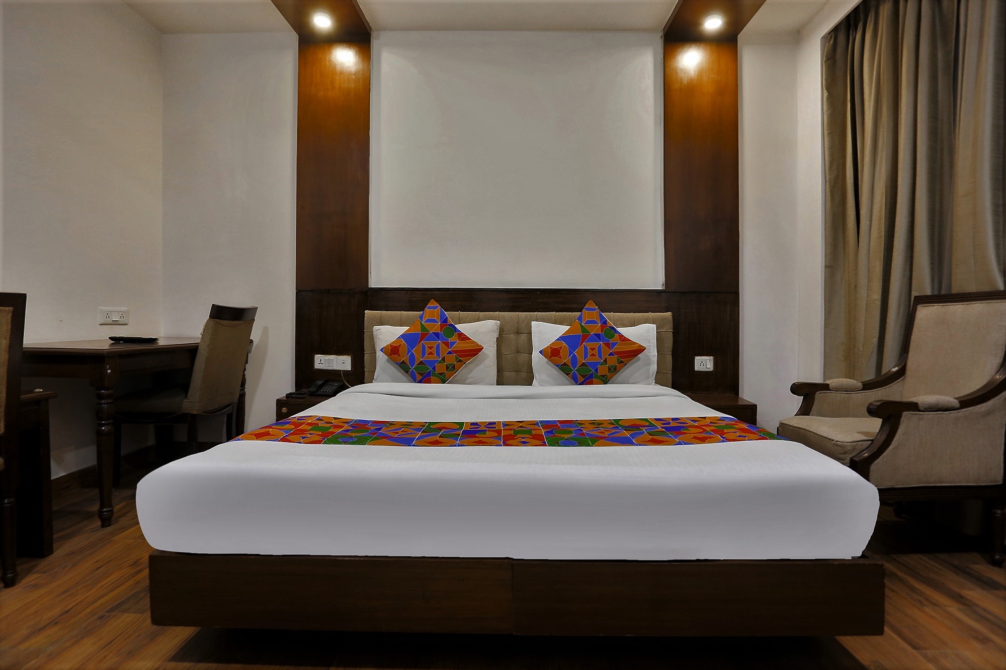 FabHotel Heaven In, New Delhi 3