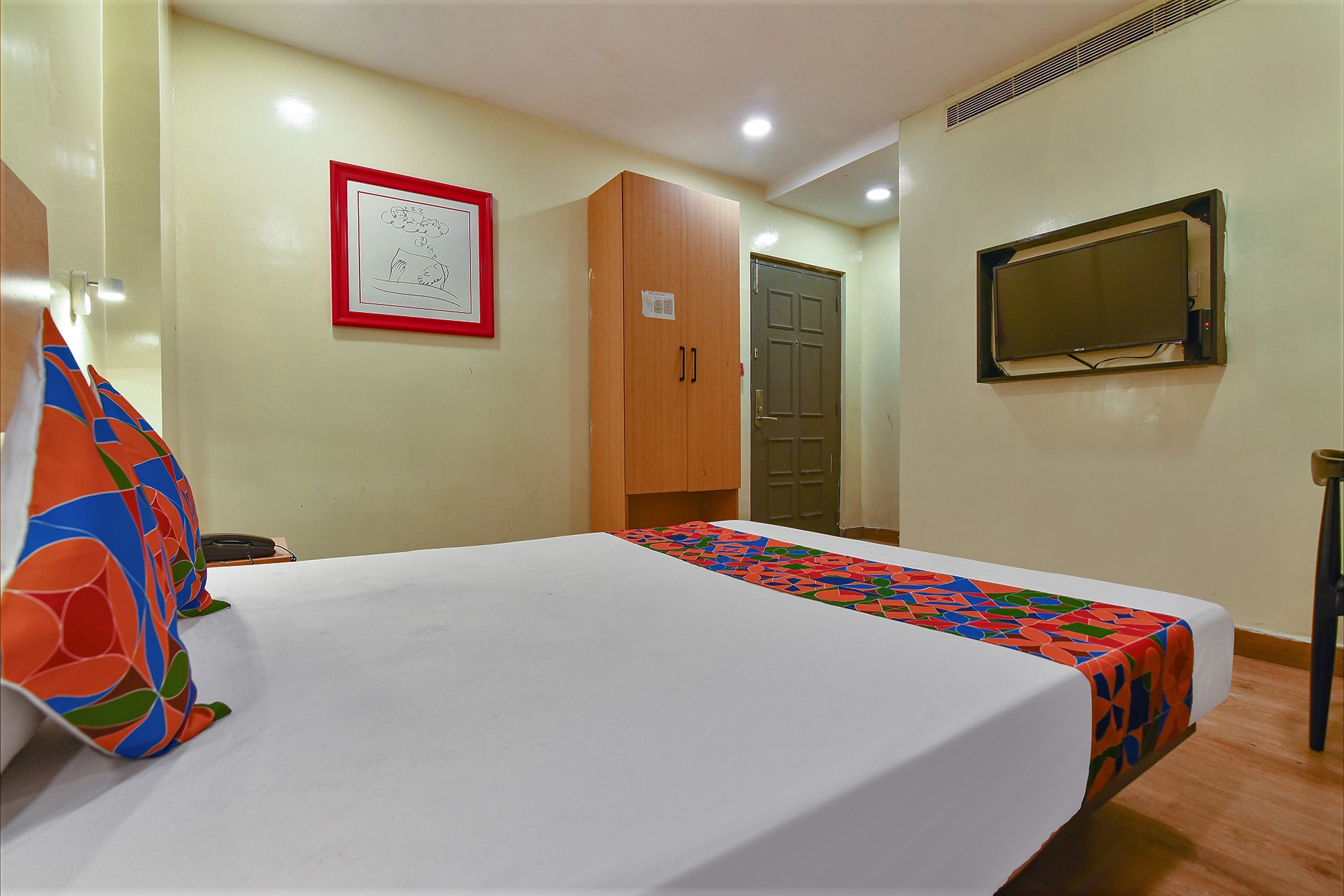 FabHotel Aarya, Kolkata 2