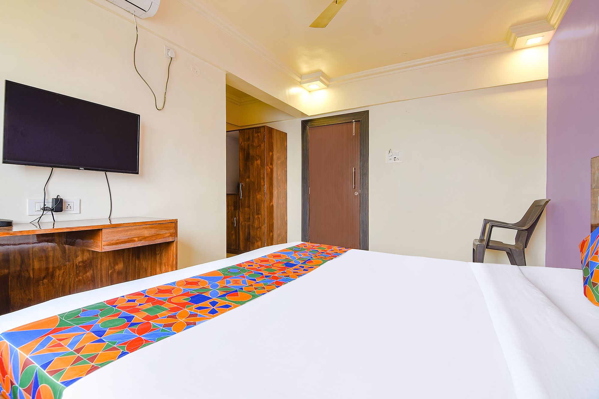 FabHotel Kohinoor Residency, Pune 2