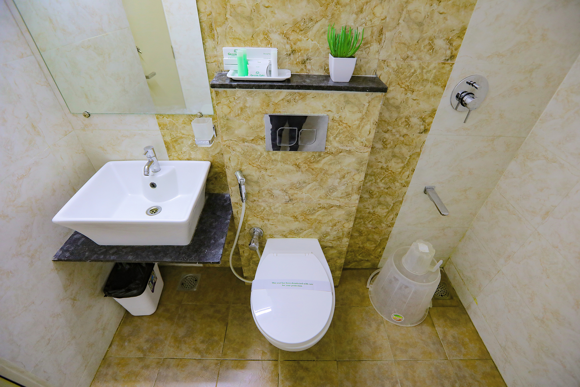 FabHotel Greens Gate, Chennai 2