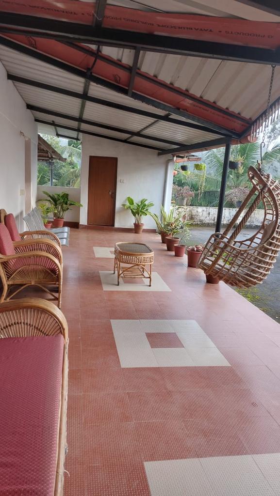 Family estate stay near Murnad, Coorg 4
