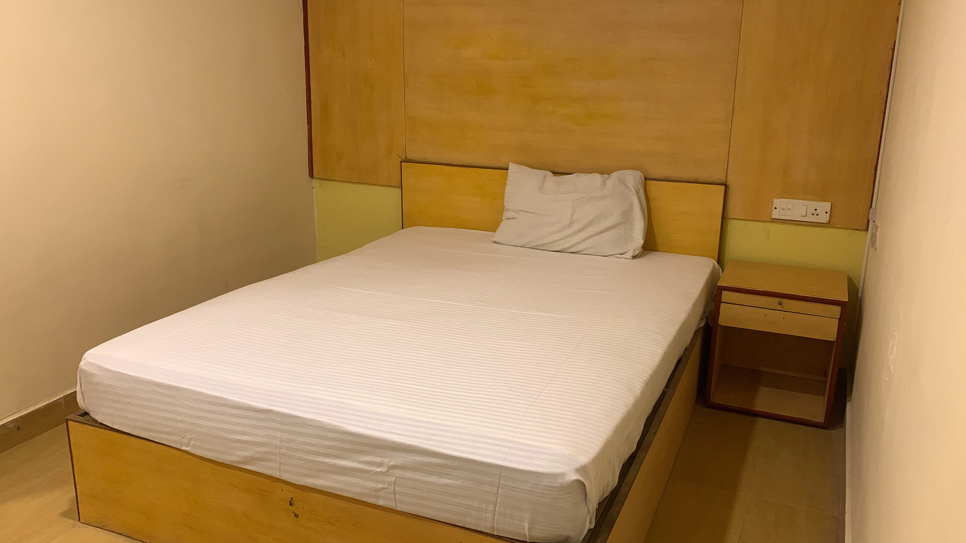Hotel Townside, Hyderabad 5