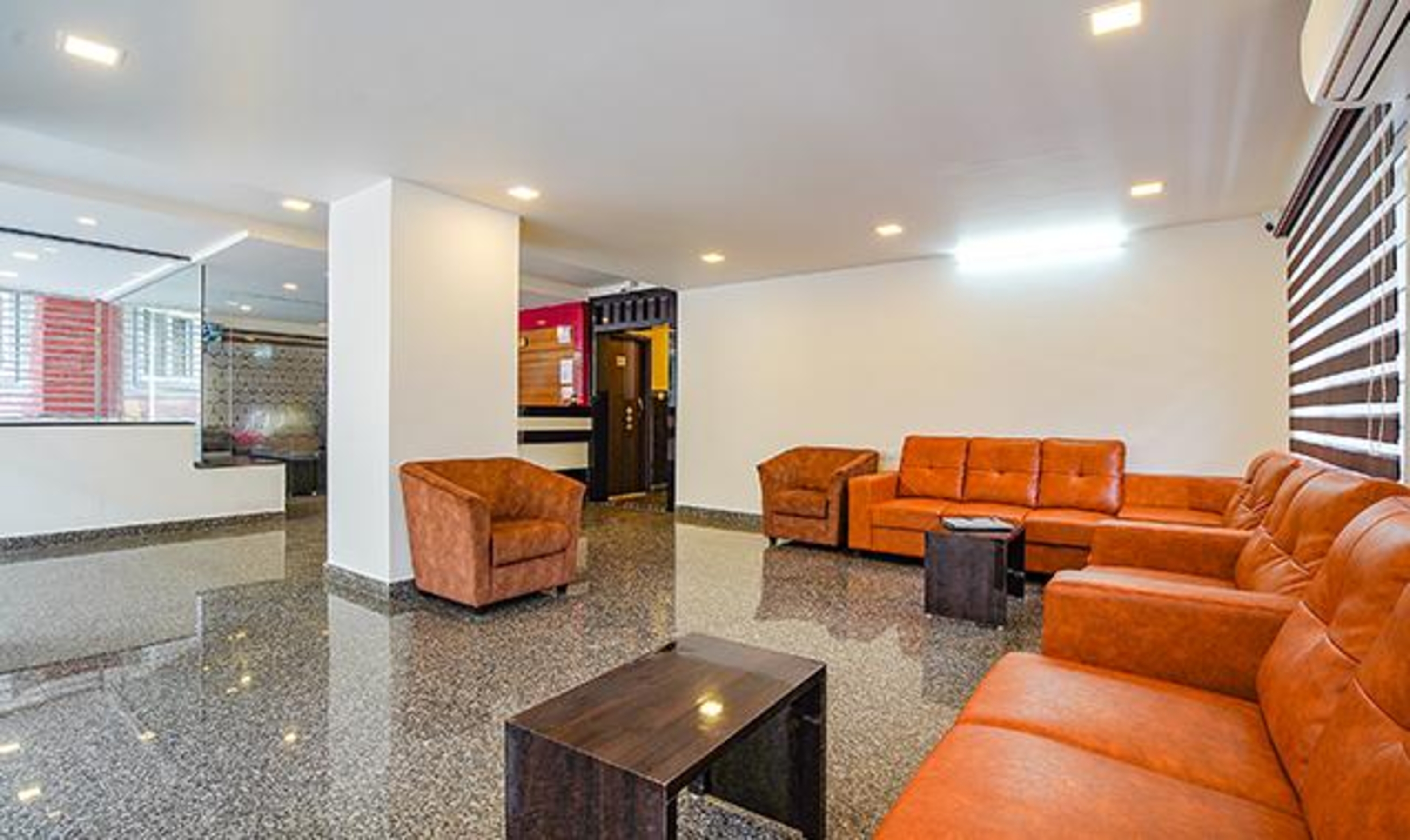 FabHotel Greenwood Xpress