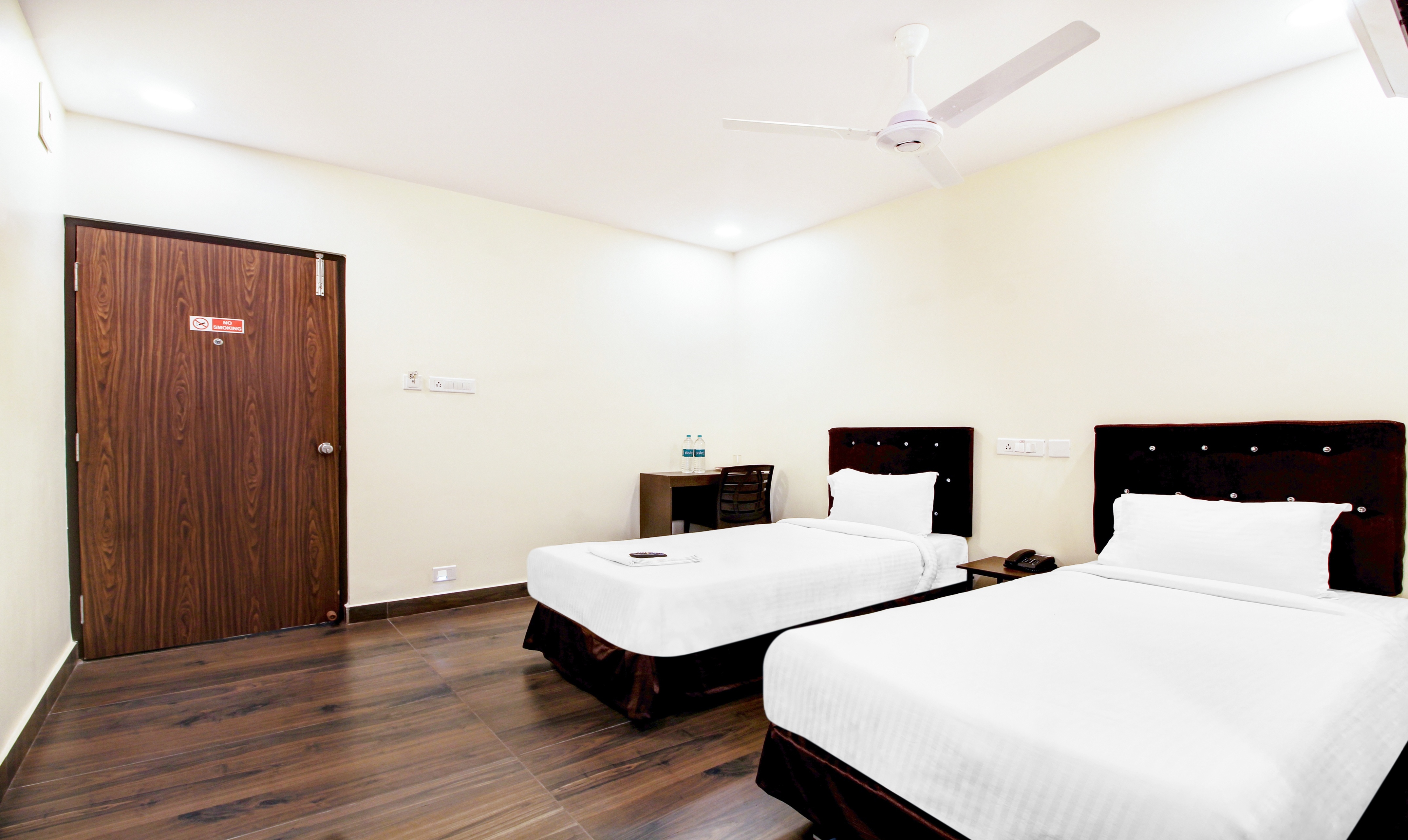 أو واي أو 27844 سيفين إيه لاكشري هوتل, Hyderabad 5