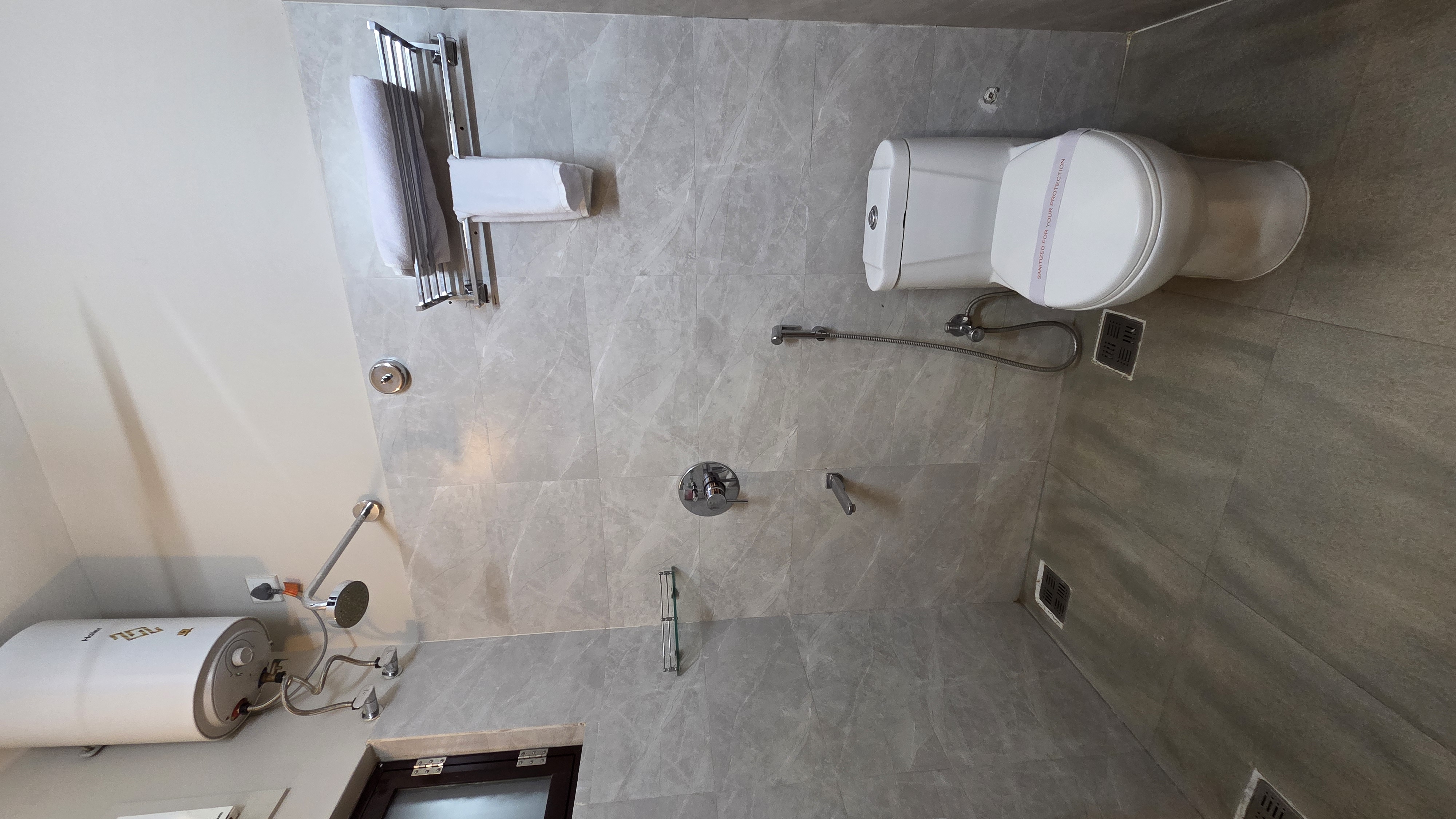 Hotel Gulmohar Grand