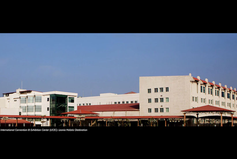 Oh Biz Executive at Leonia