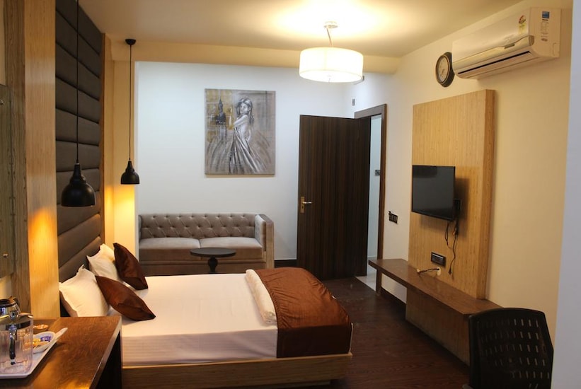 Hotel Sandalwood, Bhopal 5