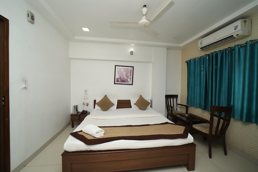 HOTEL REGAL, Jabalpur, Jabalpur 5