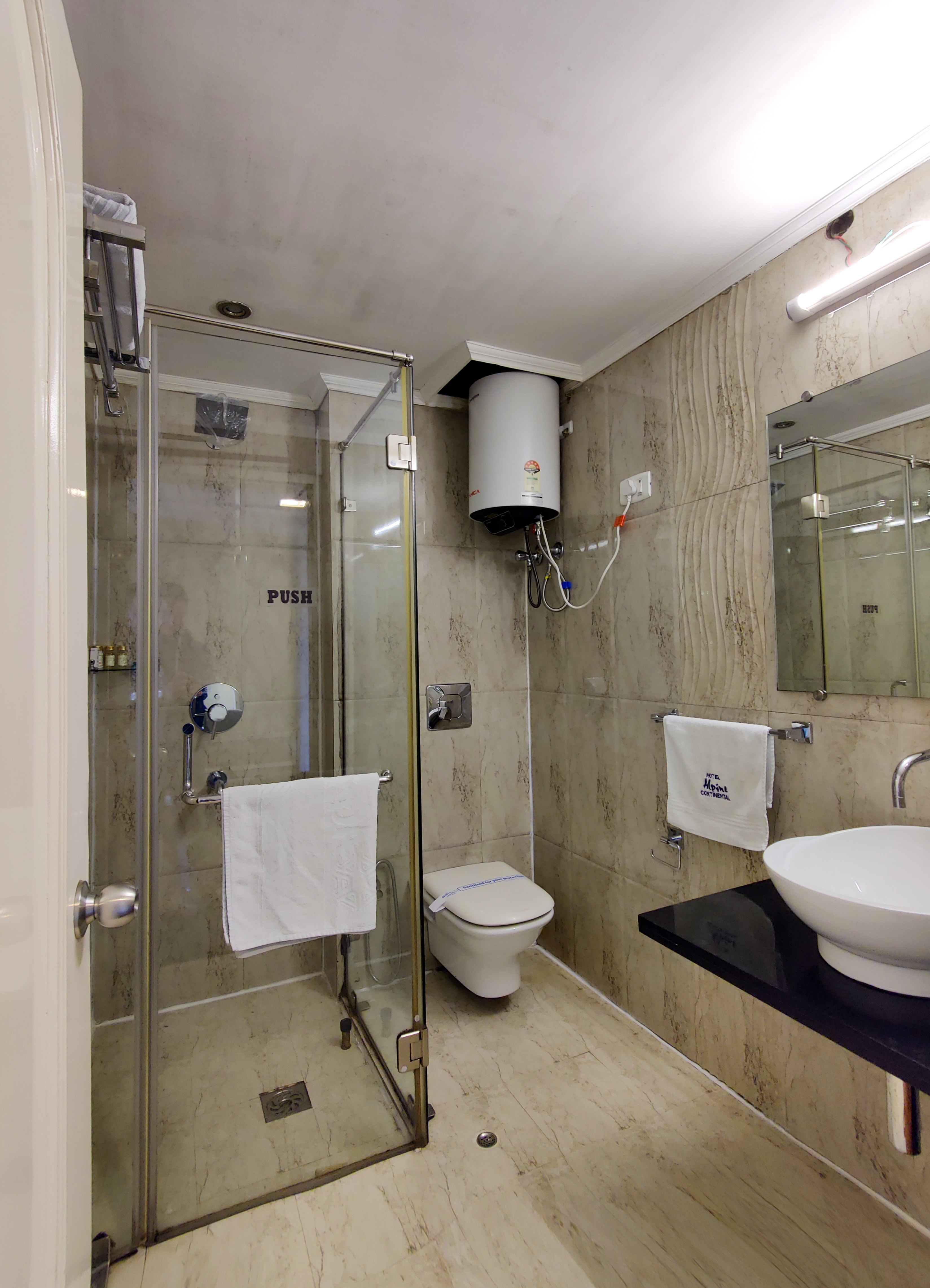 Executive Double Non AC with View King/ Twin