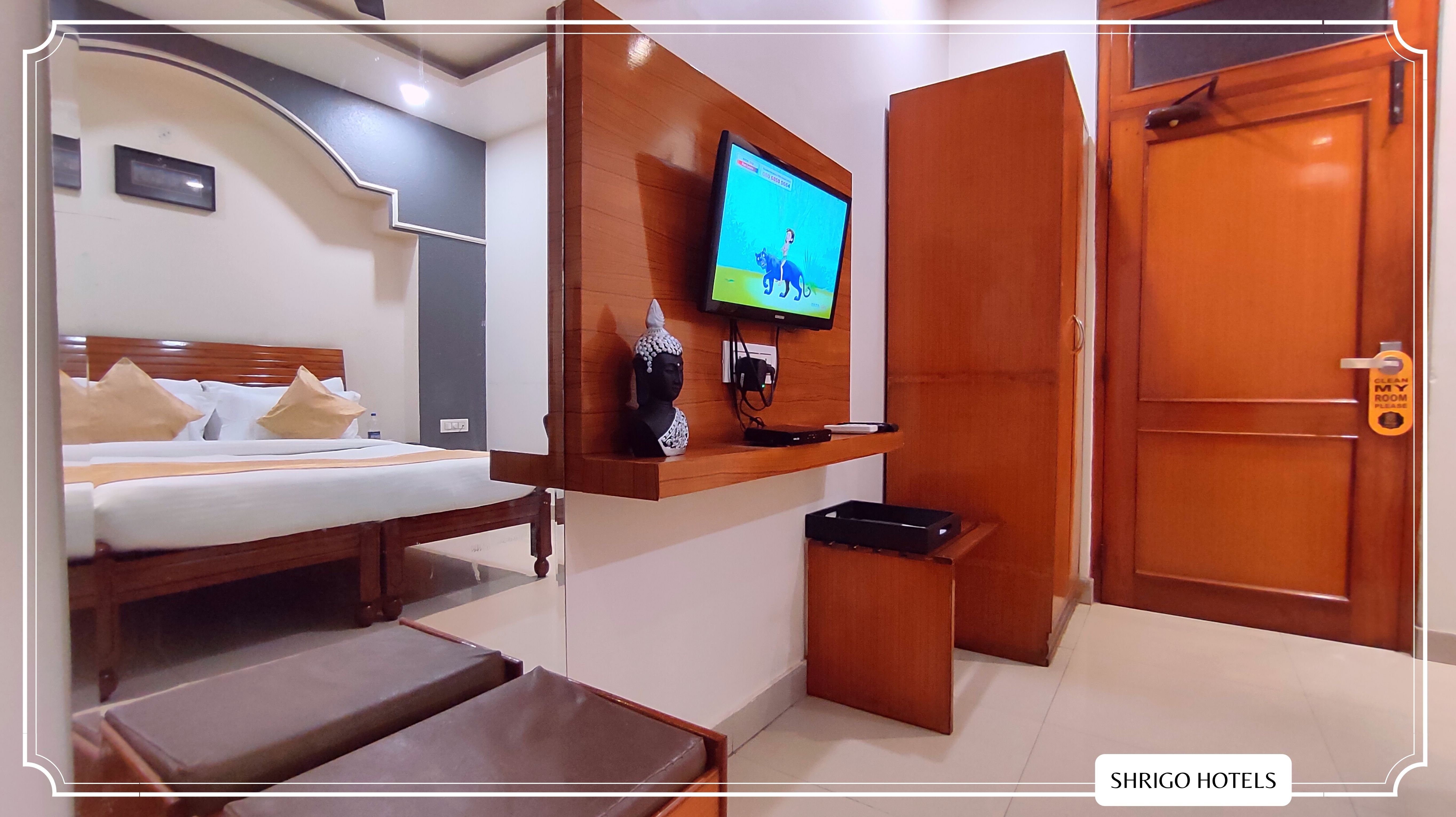 Hotel Mahesh by ShriGo Hotels, Moradabad 2