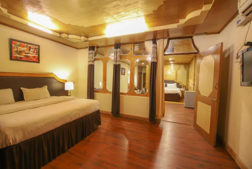 Royal Palace Resort, Dharamshala 2