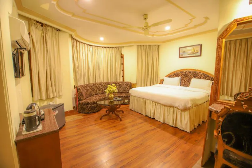 Royal Palace Resort, Dharamshala 5
