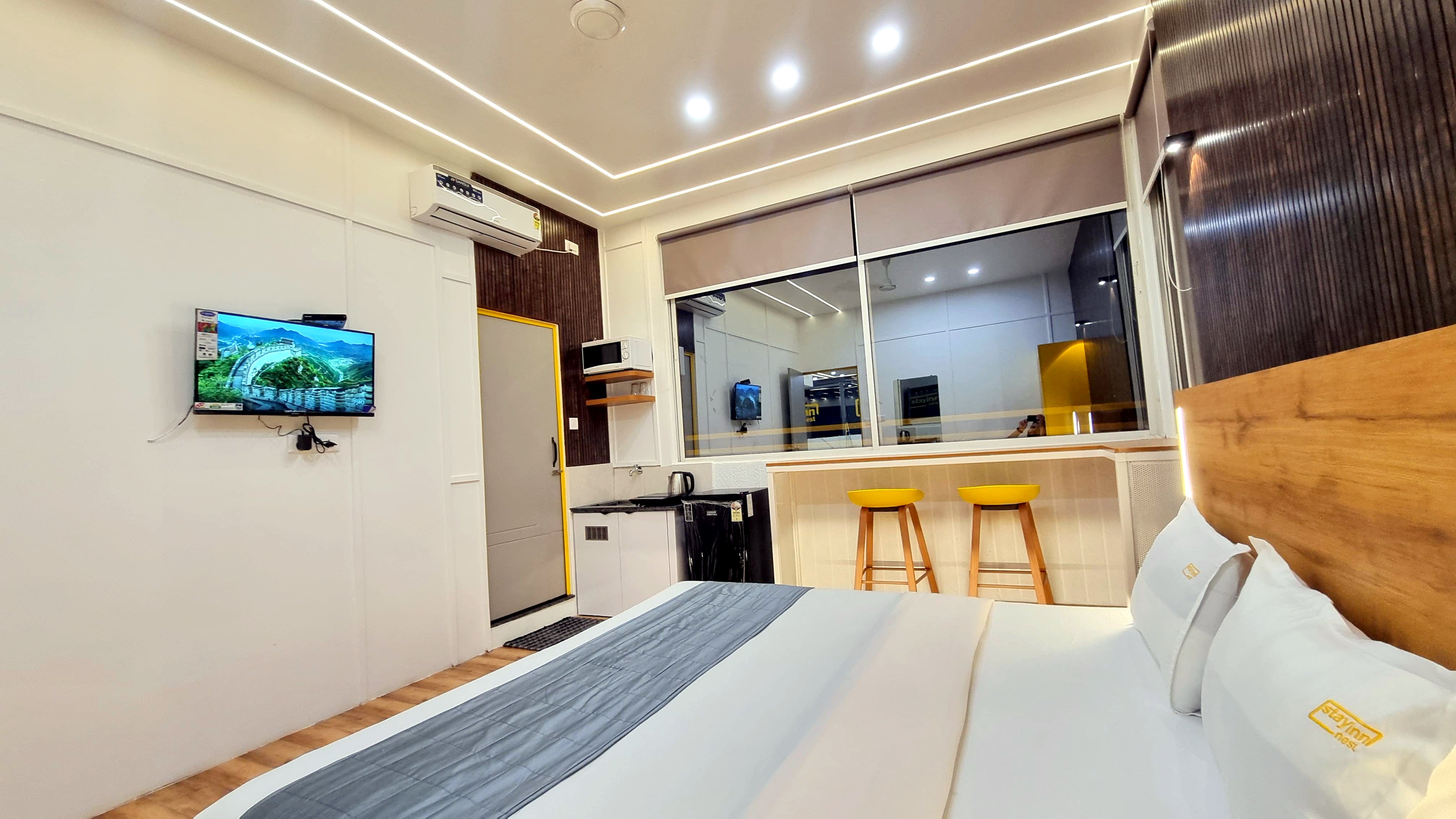 Studio Penthouse Suite