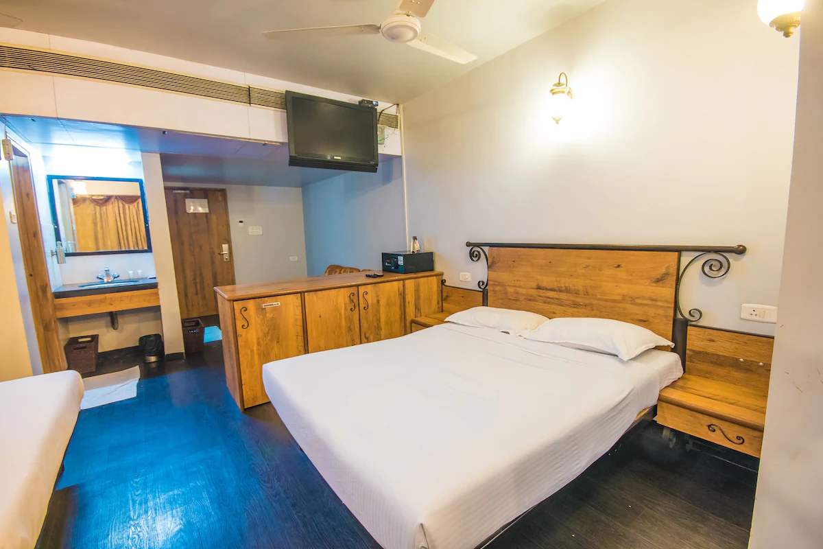 Infiniti Hotel, Indore